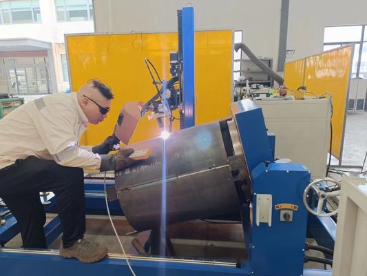 गुणवत्ता  100-5000mm Tank Diameter Circular Seam Welding Machine with Water Cooling and 3-400A Welding Power कारखाना